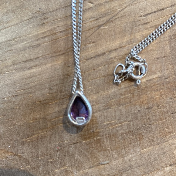 Purple Drop Stone Necklace - Picture 5 of 6